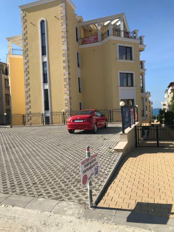 סבטי ולאס Horizon Katrina Apartments - Sea Line & Beach Access מראה חיצוני תמונה