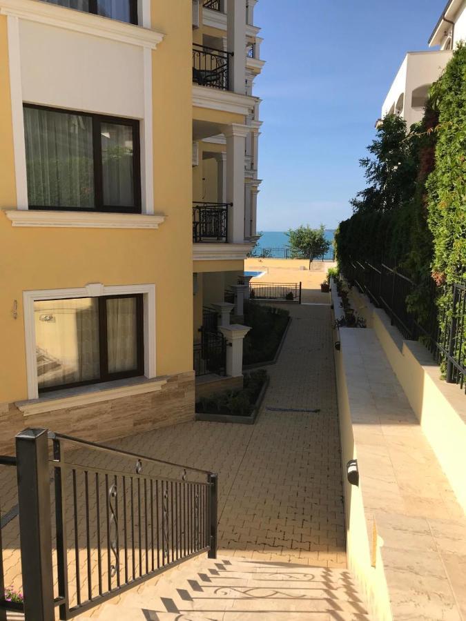 סבטי ולאס Horizon Katrina Apartments - Sea Line & Beach Access מראה חיצוני תמונה