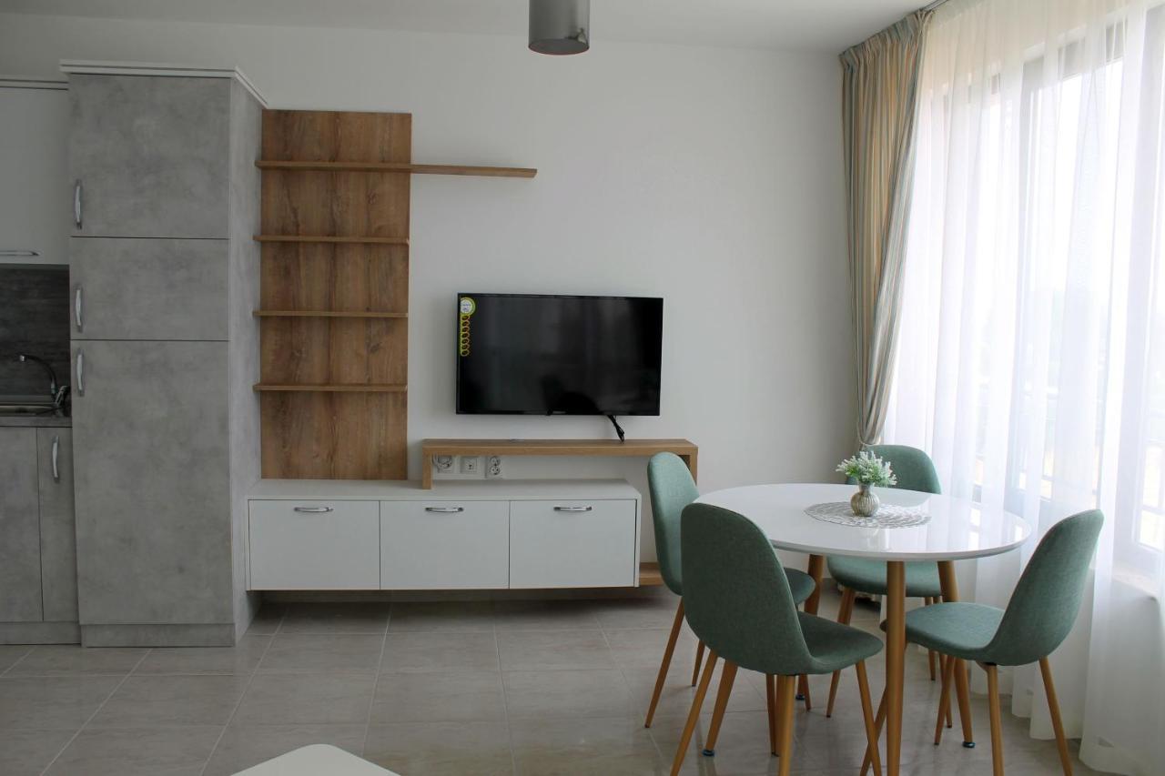 סבטי ולאס Horizon Katrina Apartments - Sea Line & Beach Access מראה חיצוני תמונה