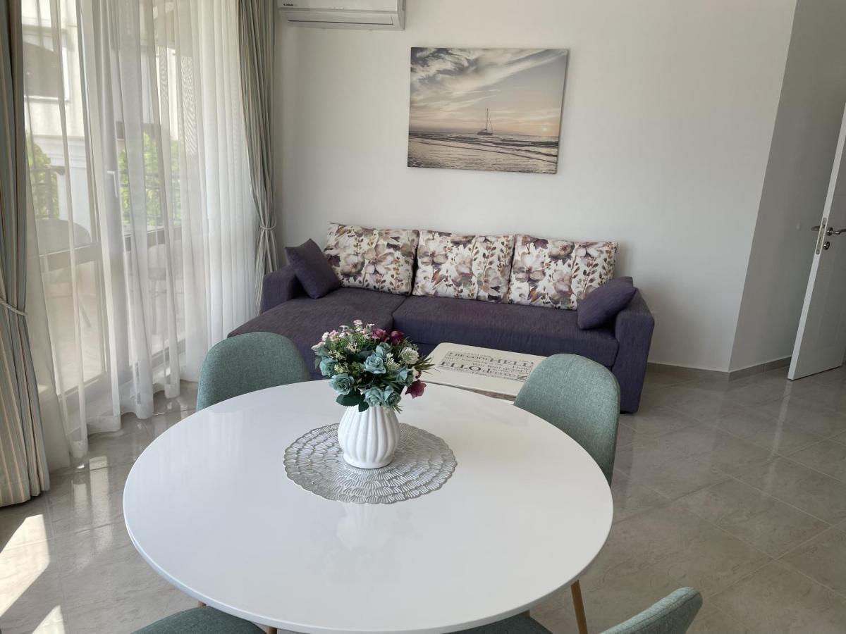 סבטי ולאס Horizon Katrina Apartments - Sea Line & Beach Access מראה חיצוני תמונה