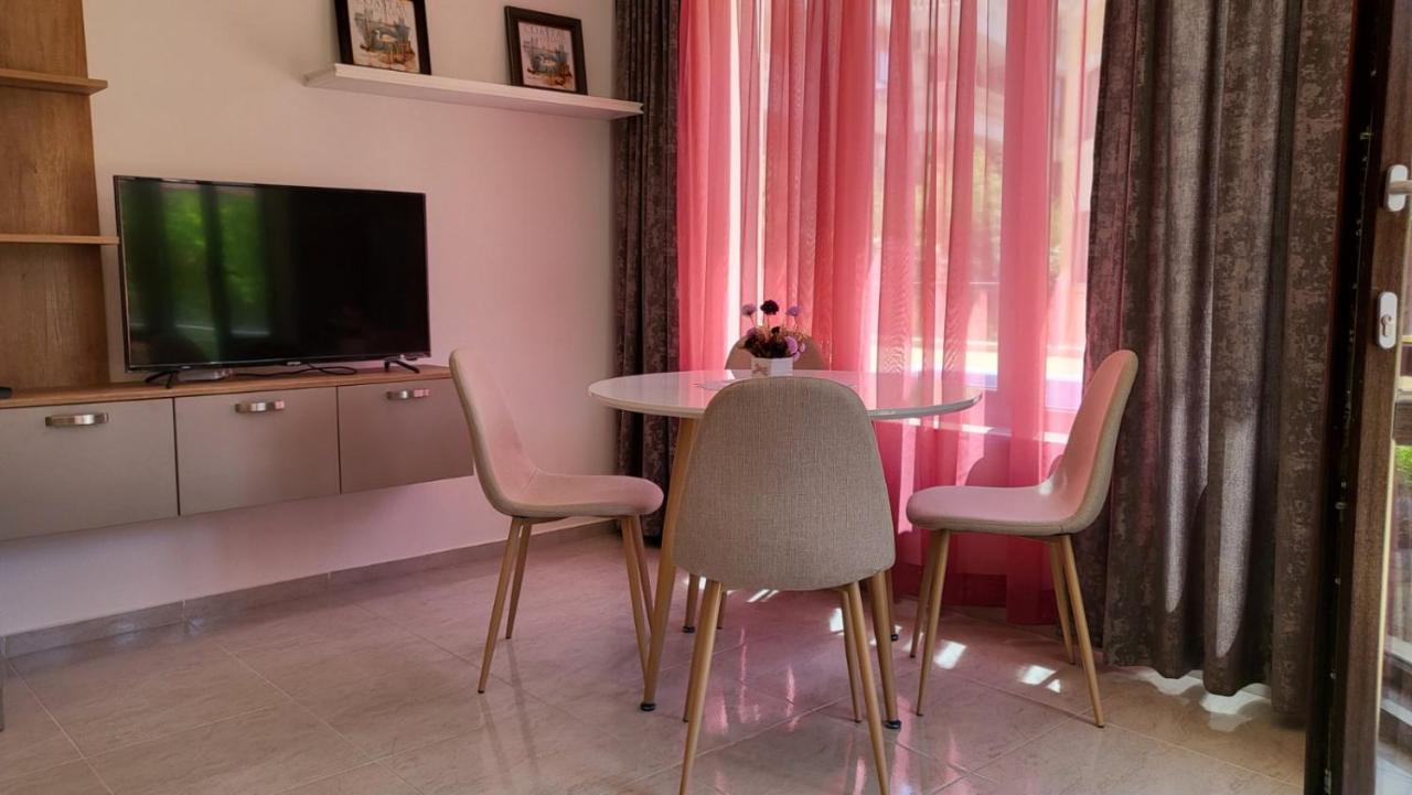 סבטי ולאס Horizon Katrina Apartments - Sea Line & Beach Access מראה חיצוני תמונה